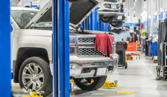 Transport Car to Garage | Door-to-Door Auto Shipping